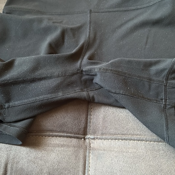 Lululemon align shorts bundle- (5pairs) all size 6 - Picture 4 of 13